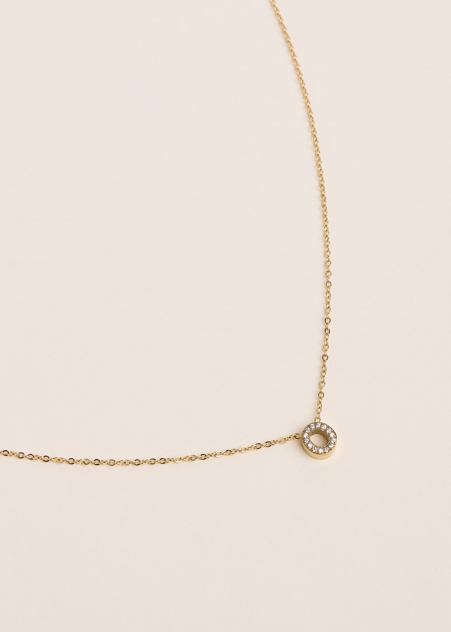 Collier lettre O