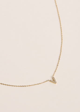Collier lettre V