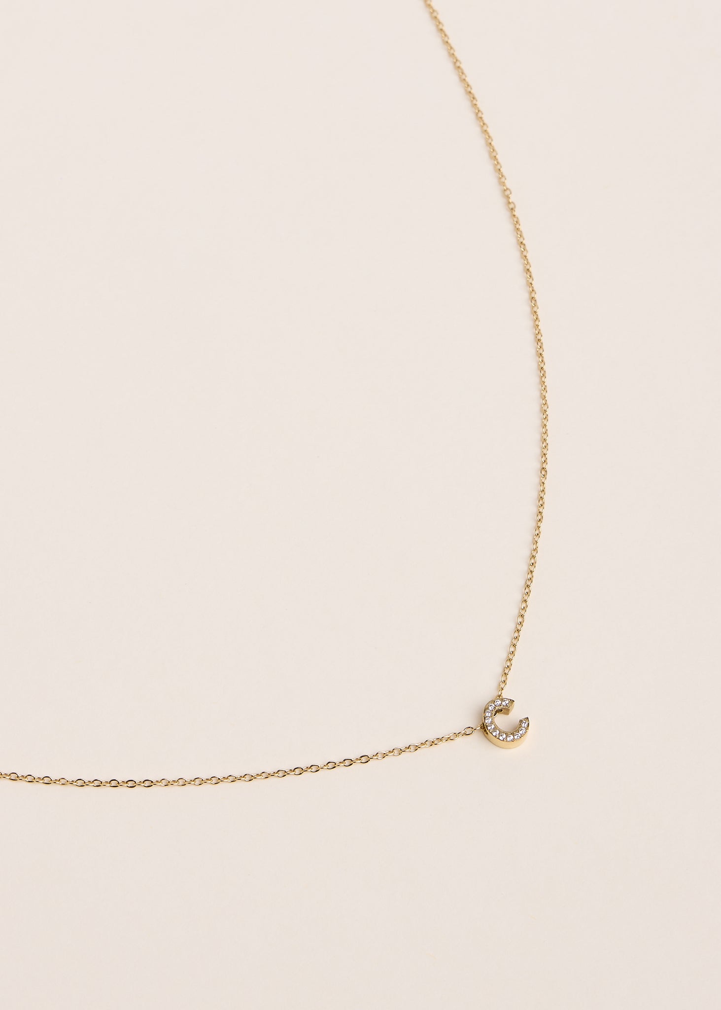 Collier lettre C